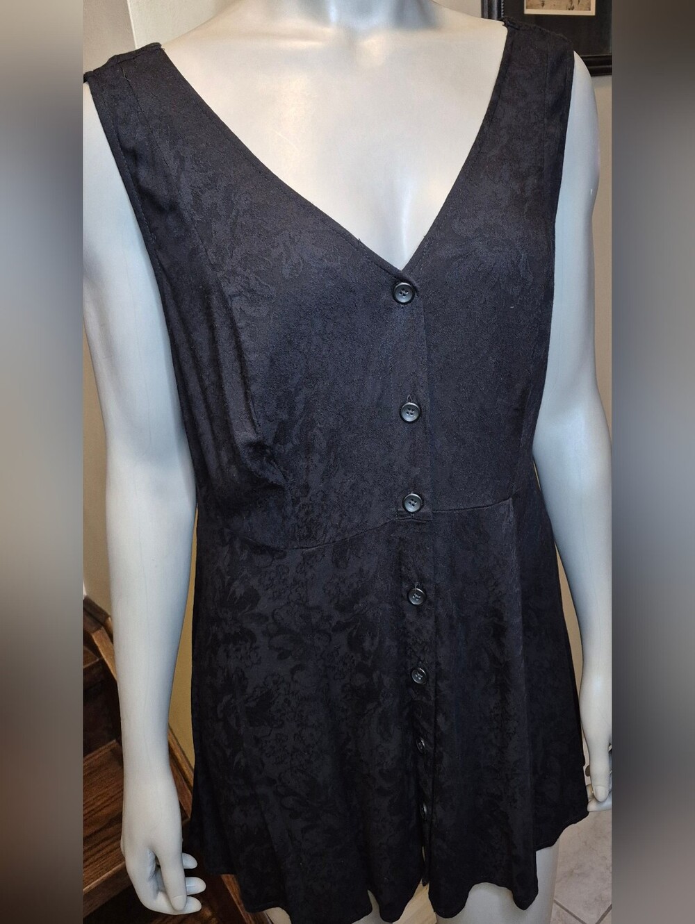 Torrid Black Textured Knit V-Neck Top